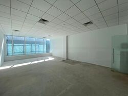 SQUARE 2 (D11), Retail #458217991